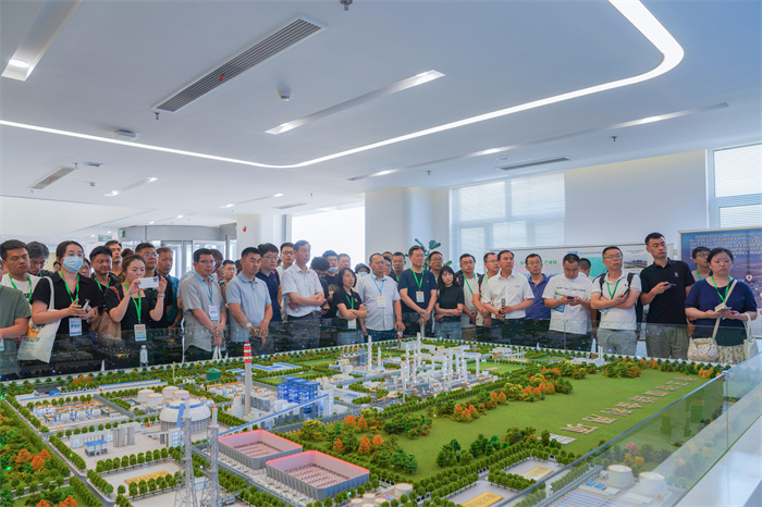 2023中国(滨州)新能源与新材料产米乐 M6米乐业发展大会圆满落幕(图15) 2023中国(滨州)新能源与新材料产米乐 M6米乐业发展大会圆满落幕(图15)
