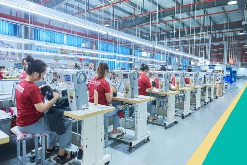 米乐 M6米乐足力健怎么样?足力健老人鞋的发展之路(图3) 米乐 M6米乐足力健怎么样?足力健老人鞋的发展之路(图3)