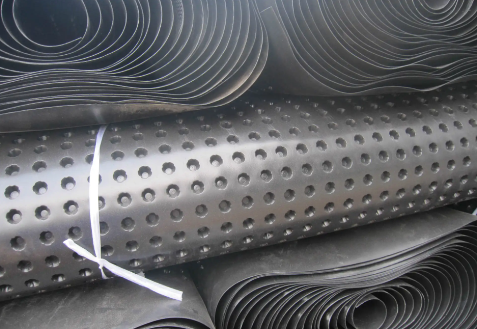 米乐M6 米乐排水板的应用实现防水材料的更新换代(图1) 米乐M6 米乐排水板的应用实现防水材料的更新换代(图1)