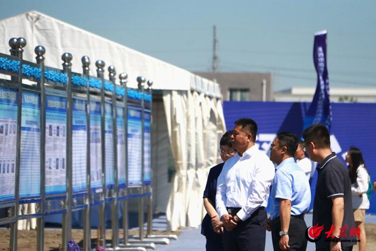 青岛市高质量发展重大项目建设现场推进会议召开 76个项米乐 M6米乐目总投资1475亿元展现莱西铿锵脉动(图4) 青岛市高质量发展重大项目建设现场推进会议召开 76个项米乐 M6米乐目总投资1475亿元展现莱西铿锵脉动(图4)