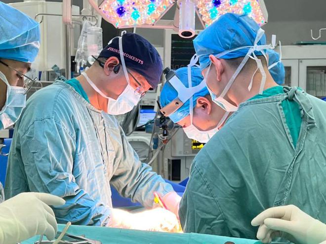 “我米乐 M6米乐想平视家人的眼睛说话”(图1)