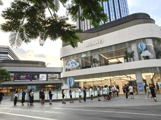 华为新手机“硬净”！坚韧玄武机身设计超耐摔防尘防水防低温米乐M6 米乐(图3)