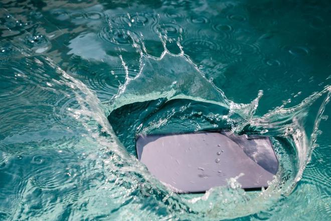 不怕水不怕尘的千元平板AGM P1是熊孩子的最佳搭配？(图3)