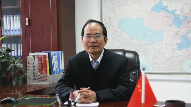 耿进玉:雨中情更支持将防水保障延长到20年(图1) 耿进玉:雨中情更支持将防水保障延长到20年(图1)