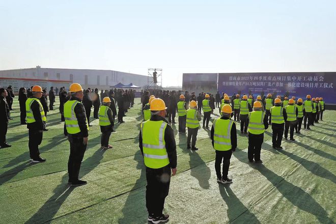 大荔县以“三个年”活动推进县域经济社会高质量发展综述(图3) 大荔县以“三个年”活动推进县域经济社会高质量发展综述(图3)