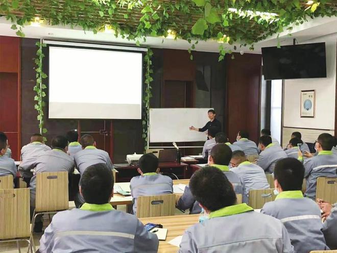 科技专家进企业 吕梁转型蹚新路(图5) 科技专家进企业 吕梁转型蹚新路(图5)