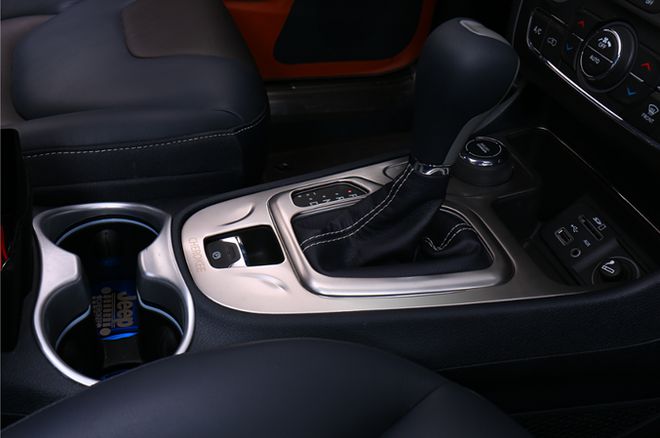 ABS材料在汽车领域的应用研究(图5) ABS材料在汽车领域的应用研究(图5)