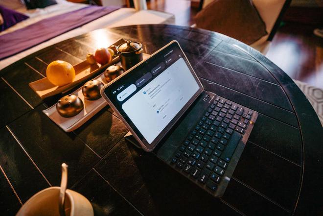 平板电脑也能“水陆两栖”?AGM首款防水平板P1正式亮相(图5) 平板电脑也能“水陆两栖”?AGM首款防水平板P1正式亮相(图5)