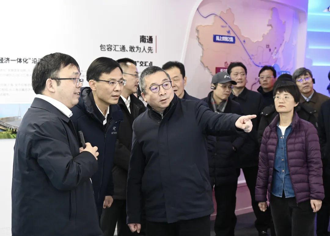 争创一流、对标先进!宝山区处级党政负责干部政治能力建设专题班赴苏州市、南通市学习考察(图5) 争创一流、对标先进!宝山区处级党政负责干部政治能力建设专题班赴苏州市、南通市学习考察(图5)