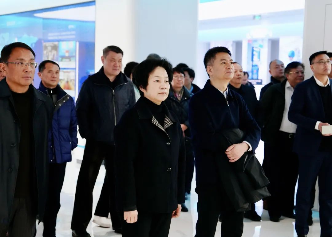 争创一流、对标先进!宝山区处级党政负责干部政治能力建设专题班赴苏州市、南通市学习考察(图7) 争创一流、对标先进!宝山区处级党政负责干部政治能力建设专题班赴苏州市、南通市学习考察(图7)