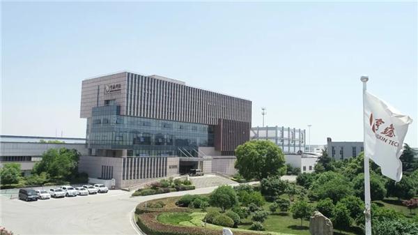 宜兴丁蜀镇“金融活水”助推企业“乘风破浪”(图1)