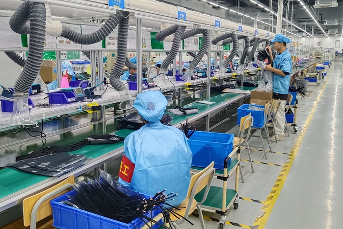 【新华日报·交汇点】“六边形战士”碳纳米管走进生活(图4)