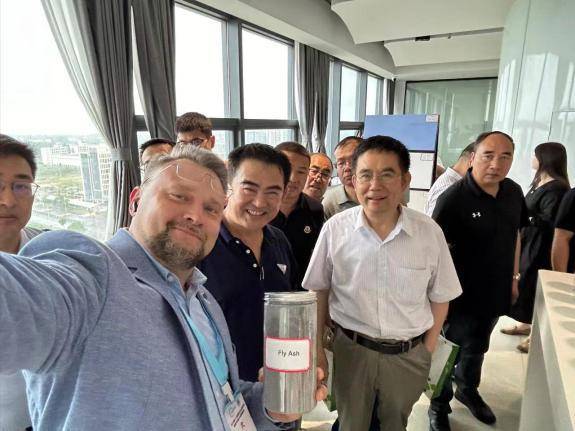 2024第十六届国内外水泥粉磨新技术交流大会亮点报道(图3) 2024第十六届国内外水泥粉磨新技术交流大会亮点报道(图3)