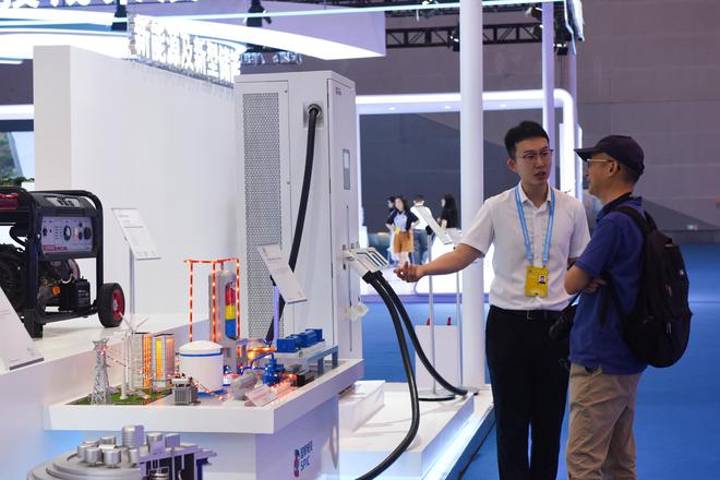 新华鲜报196个创历届新高!西洽会签约项目勾勒西部新愿景(图2) 新华鲜报196个创历届新高!西洽会签约项目勾勒西部新愿景(图2)