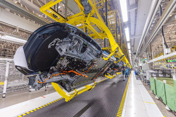 老产业发“新芽”新产业显“质”感(图1) 老产业发“新芽”新产业显“质”感(图1)