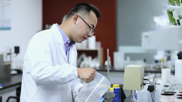 清华博士拿出“混凝土戒指”求婚！网友：顶级浪漫……(图5)